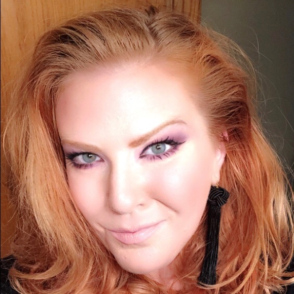 ~MEET YOUR SELLER~ - Picture 7 of 8